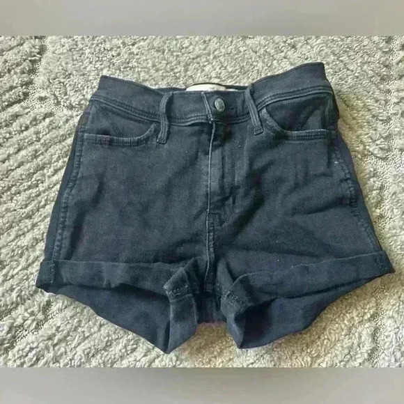 Hollister Pants - Hollister High Rise Short Short